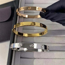 Carica l&#39;immagine nel visualizzatore di Gallery, Lock Bracelet
