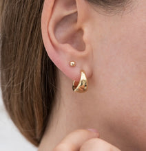 Carica l&#39;immagine nel visualizzatore di Gallery, Bunk Earrings
