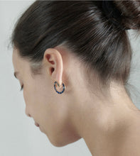 Carica l&#39;immagine nel visualizzatore di Gallery, Saphire Earrings
