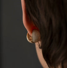 Carica l&#39;immagine nel visualizzatore di Gallery, Bold Earrings
