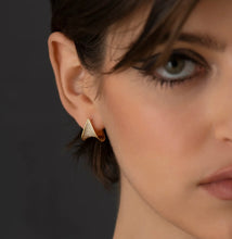 Carica l&#39;immagine nel visualizzatore di Gallery, Amorf Earrings
