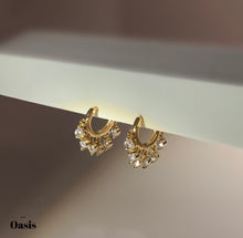 Carica l&#39;immagine nel visualizzatore di Gallery, Nadine Diamond Earrings
