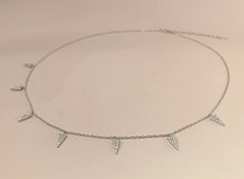 Carica l&#39;immagine nel visualizzatore di Gallery, Diamond Necklace
