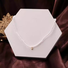 Carica l&#39;immagine nel visualizzatore di Gallery, PEARL CHOKER
