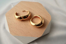 Carica l&#39;immagine nel visualizzatore di Gallery, Joanne Earrings Oro
