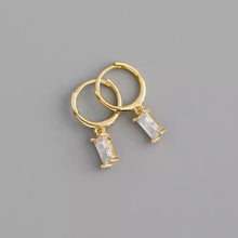 Carica l&#39;immagine nel visualizzatore di Gallery, Baguette Earrings
