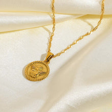 Carica l&#39;immagine nel visualizzatore di Gallery, Necklace with Angel Motif
