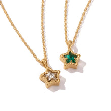 Carica l&#39;immagine nel visualizzatore di Gallery, Star Necklace
